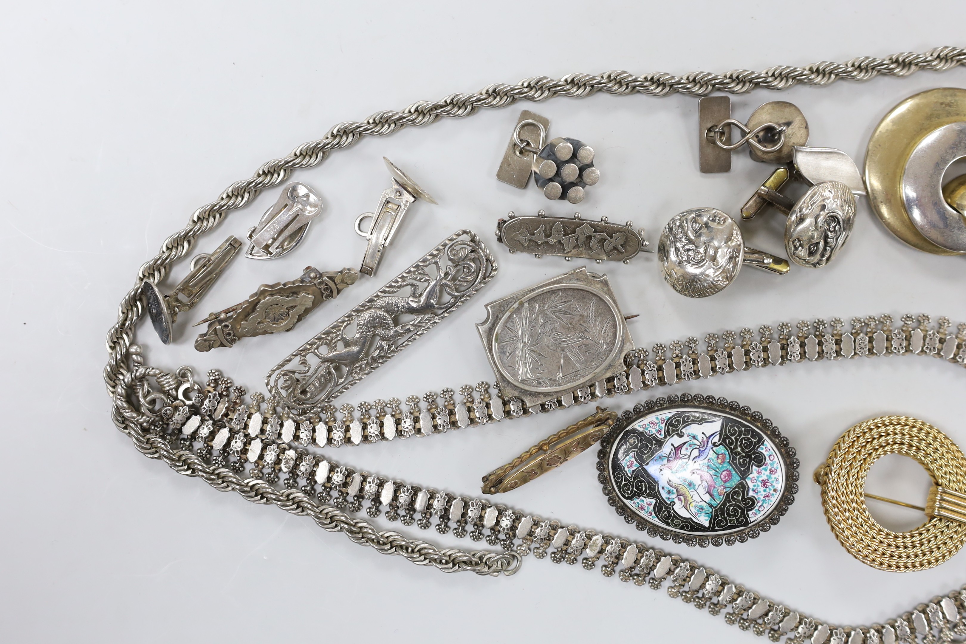 Sundry jewellery including a pair of 925 cufflinks, a Christian Dior two colour pendant?, Victorian silver brooch and sterling brooches including D.M. Lee.